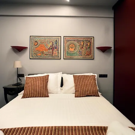 Luxury B At Mitropoleos-aristotelous Square * Selanik