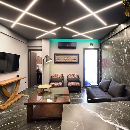 Luxury B At Mitropoleos-aristotelous Square * Saloniki