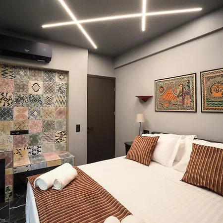 Luxury B At Mitropoleos-aristotelous Square Daire *