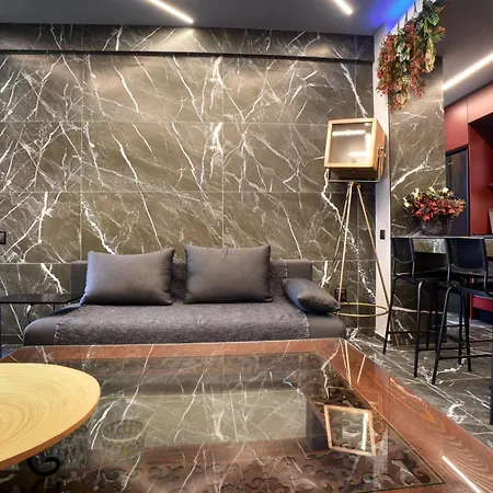 Apartment Luxury B At Mitropoleos-aristotelous Square