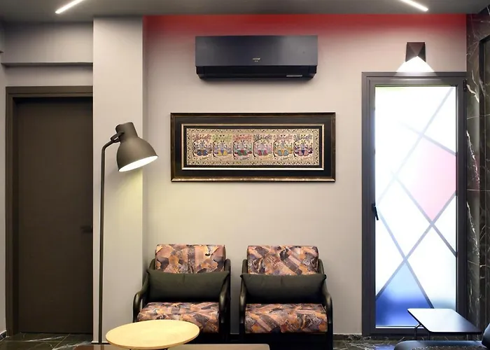 Luxury B At Mitropoleos-aristotelous Square Apartament *