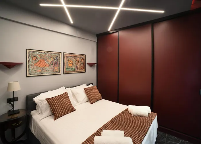 Luxury B At Mitropoleos-aristotelous Square Saloniki