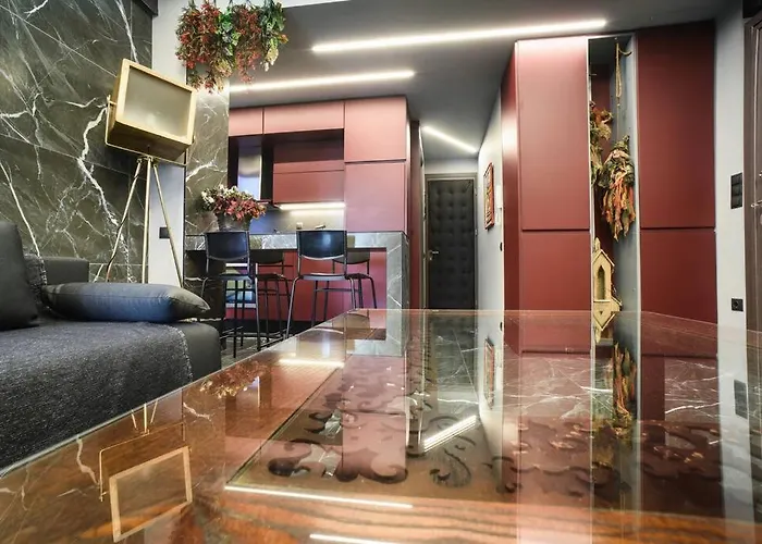 Luxury B At Mitropoleos-aristotelous Square * Saloniki